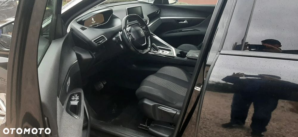 Peugeot 5008 1.6 BlueHDI Active S&S EAT6 - 6