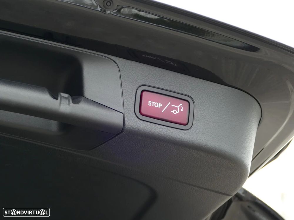 Mercedes-Benz GLB 180 d AMG Line - 10