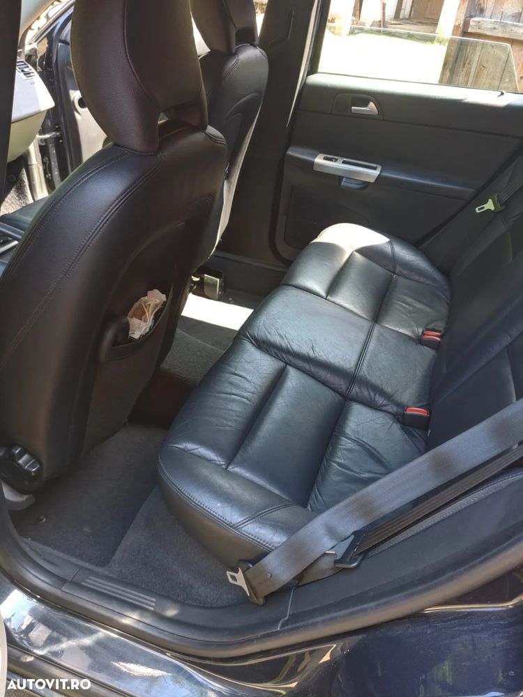 Volvo V50 - 11
