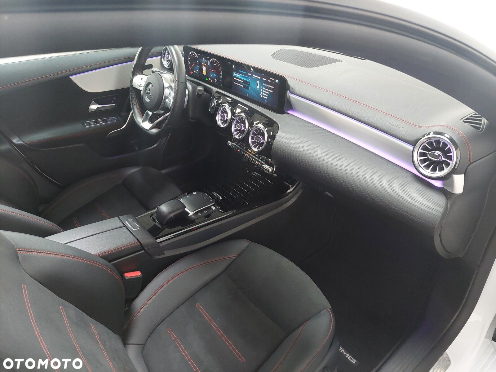 Mercedes-Benz CLA - 20