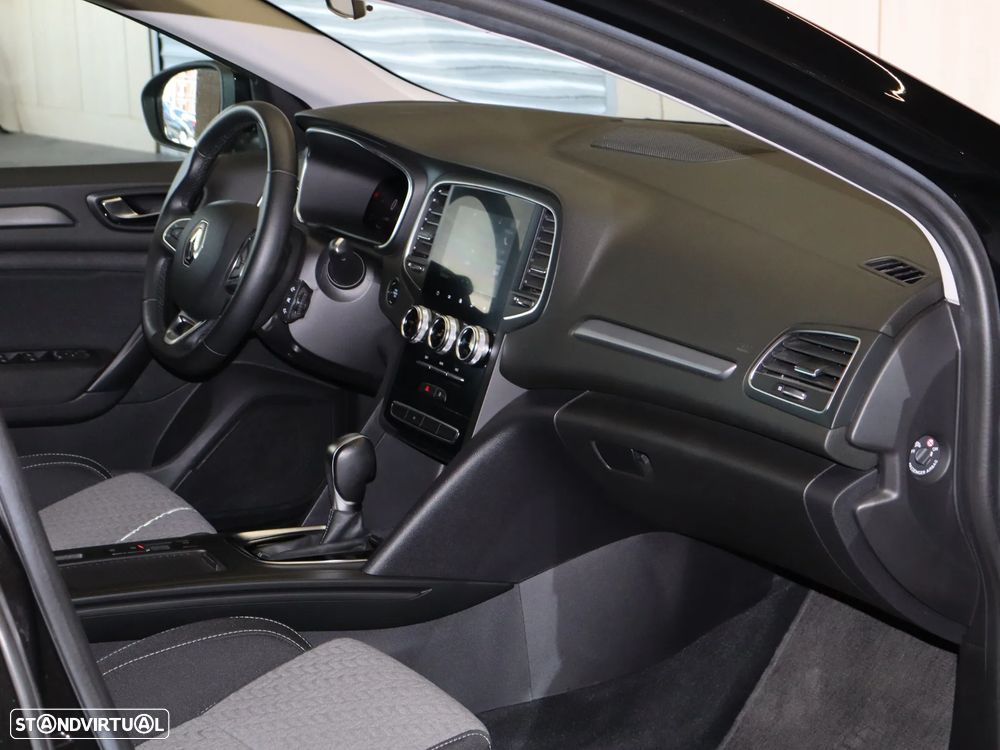 Renault Mégane Sport Tourer 1.6 E-Tech Plug-In Limited - 18