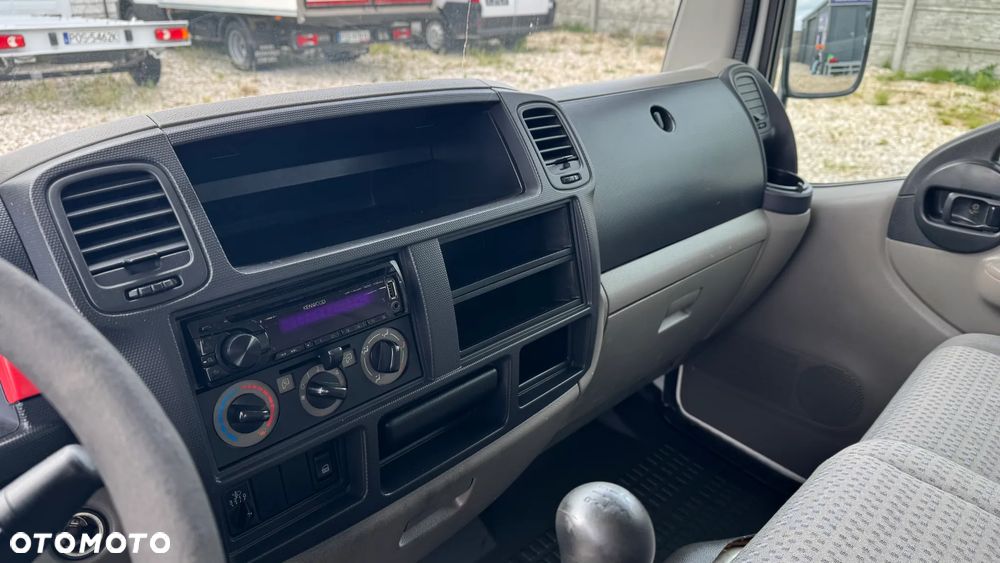 Nissan CABSTAR - 7