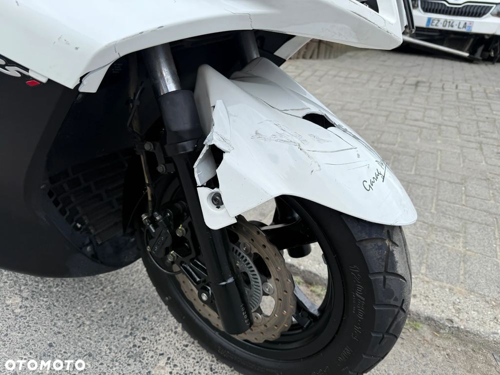 Kymco Dink - 16