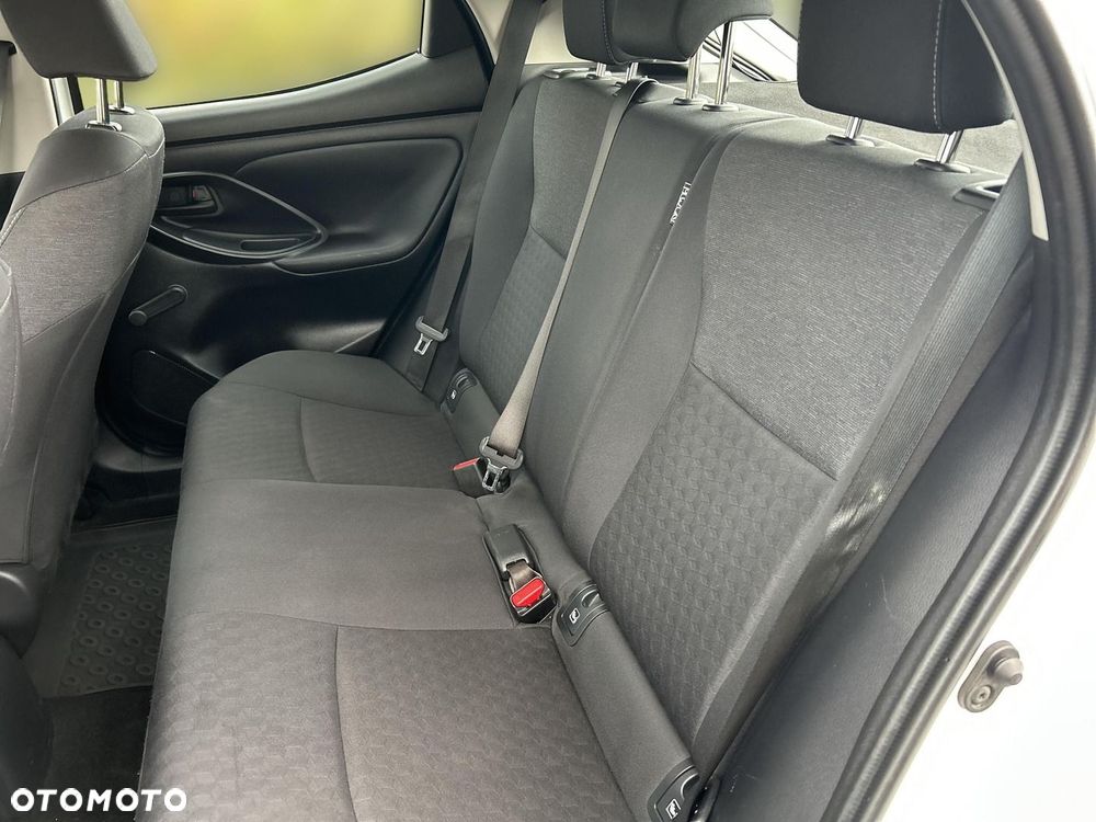 Toyota Yaris - 23