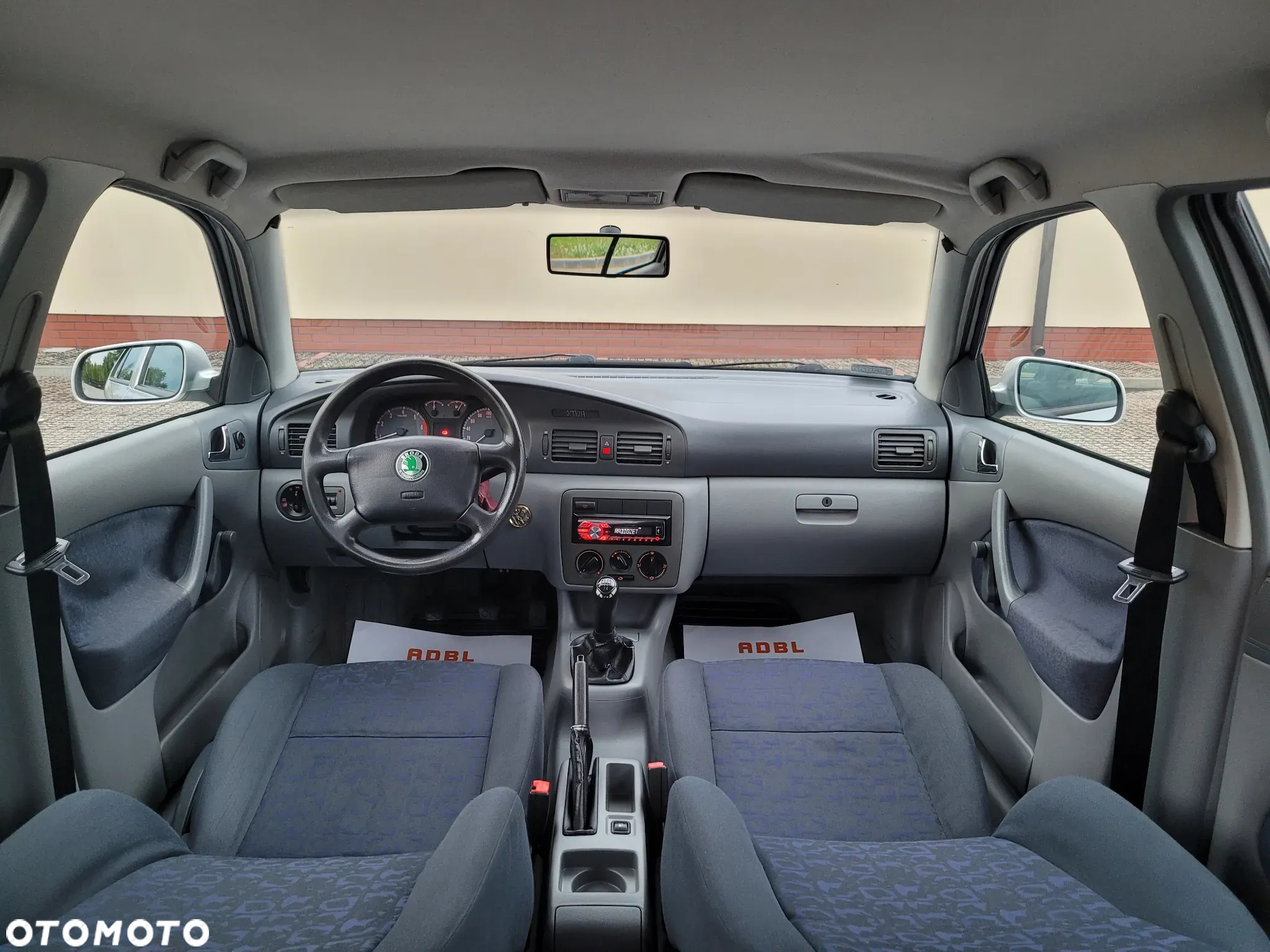 Skoda Octavia 1.6 GLX - 22