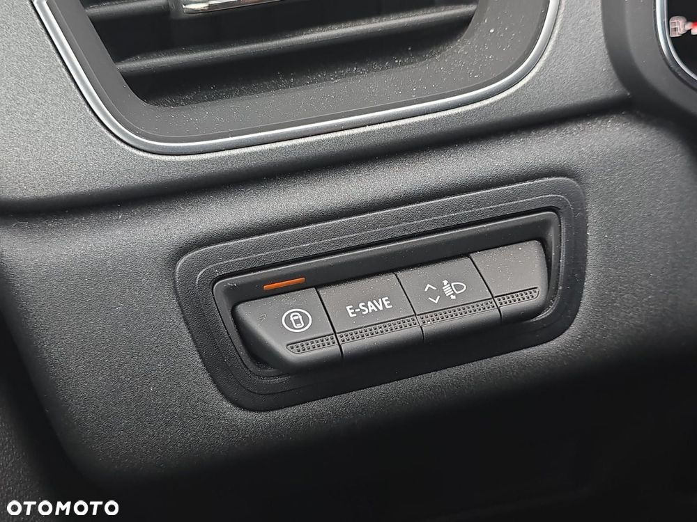 Renault Captur - 19