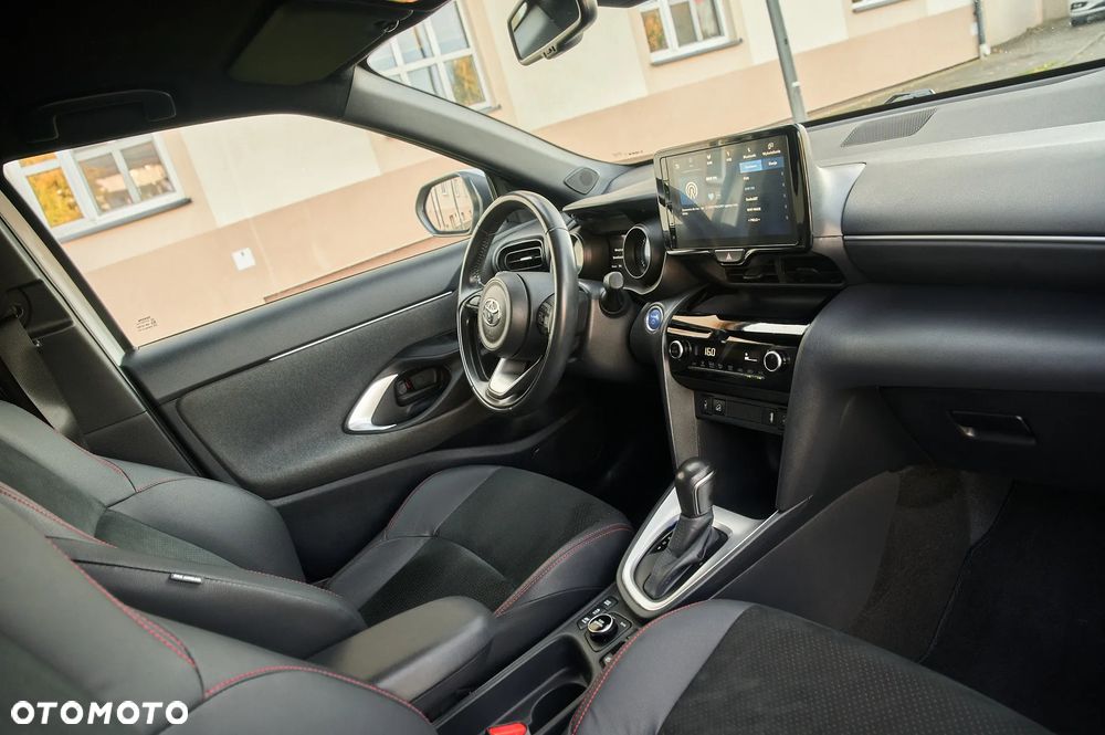 Toyota Yaris Cross Hybrid 1.5 GR Sport - 20