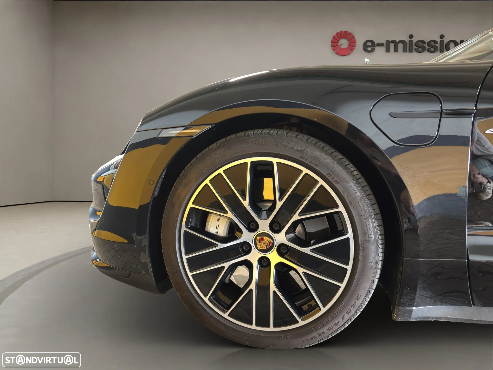 Porsche Taycan Turbo - 17