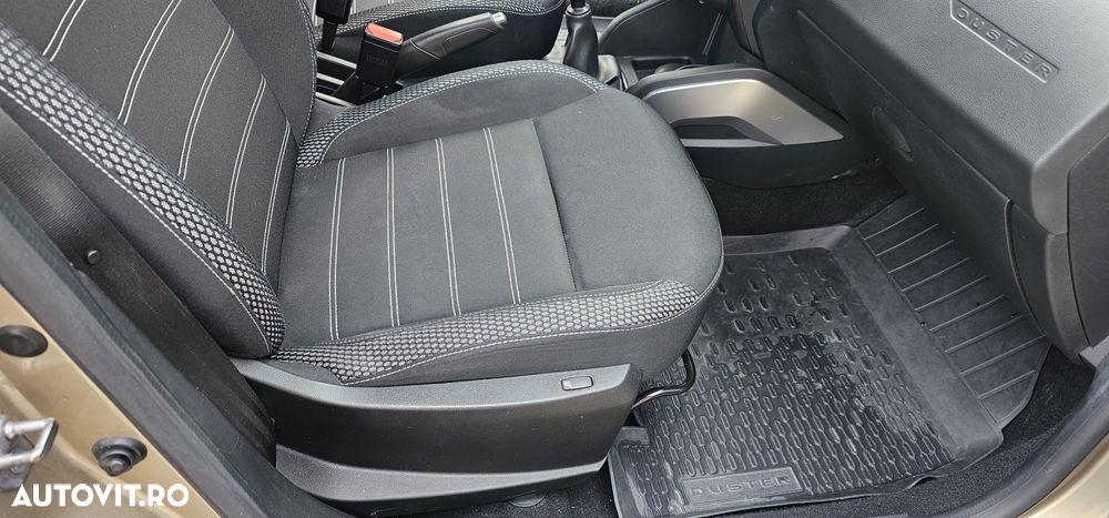 Dacia Duster 1.5 Blue dCi 4WD Prestige jante 16" - 10