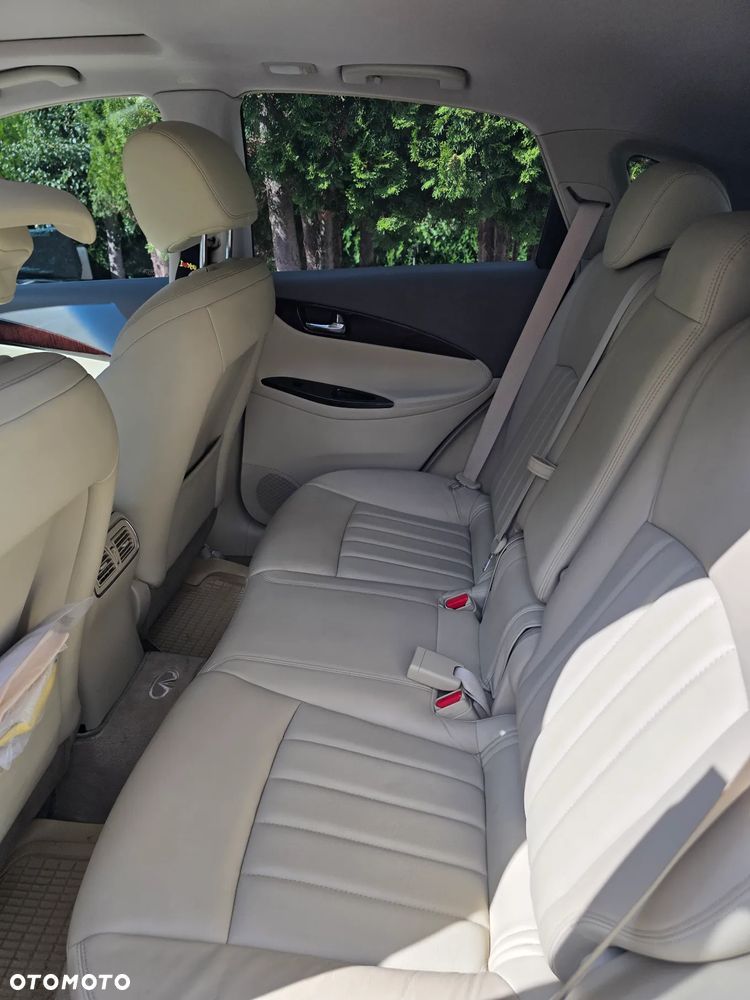 Infiniti EX EX35 - 10
