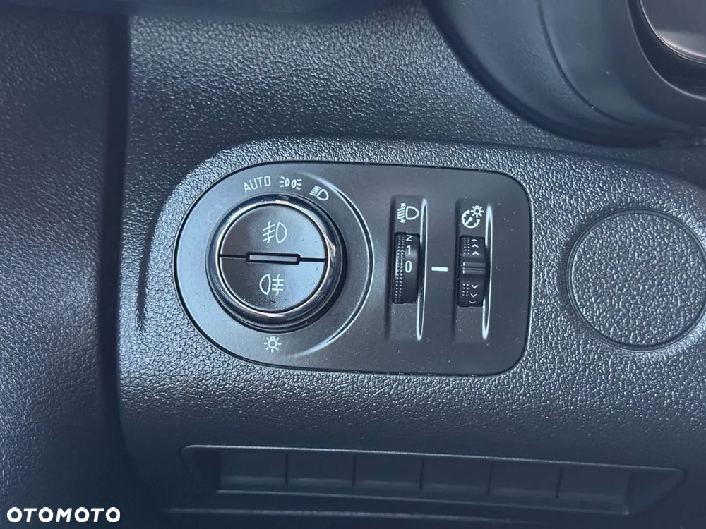 Opel COMBO L2 MAXI LONG XL - 20