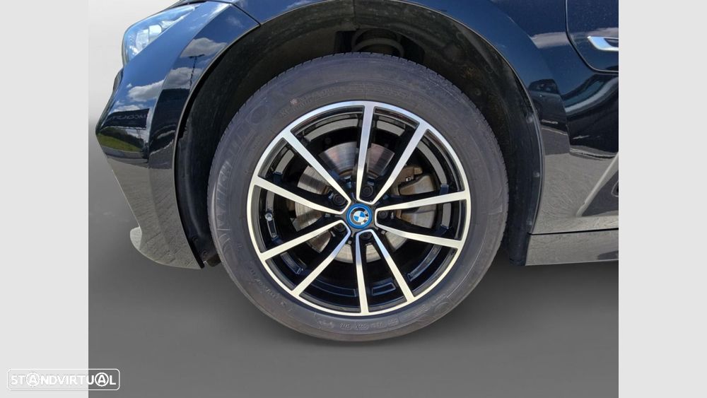 BMW 320 - 16