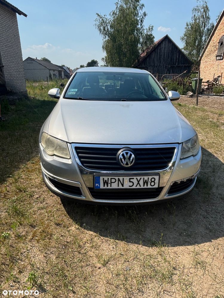 Volkswagen Passat 2.0 TDI DPF 4Mot Comfortline - 2