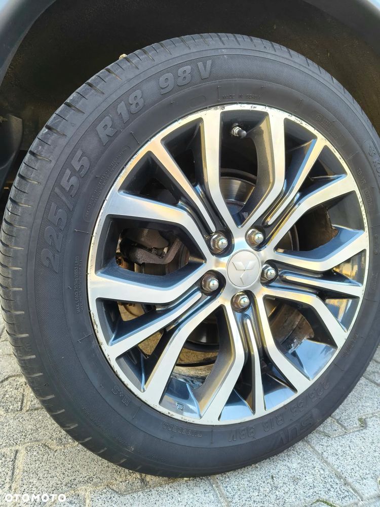Mitsubishi ASX - 9