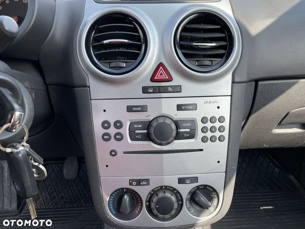 Opel Corsa - 21