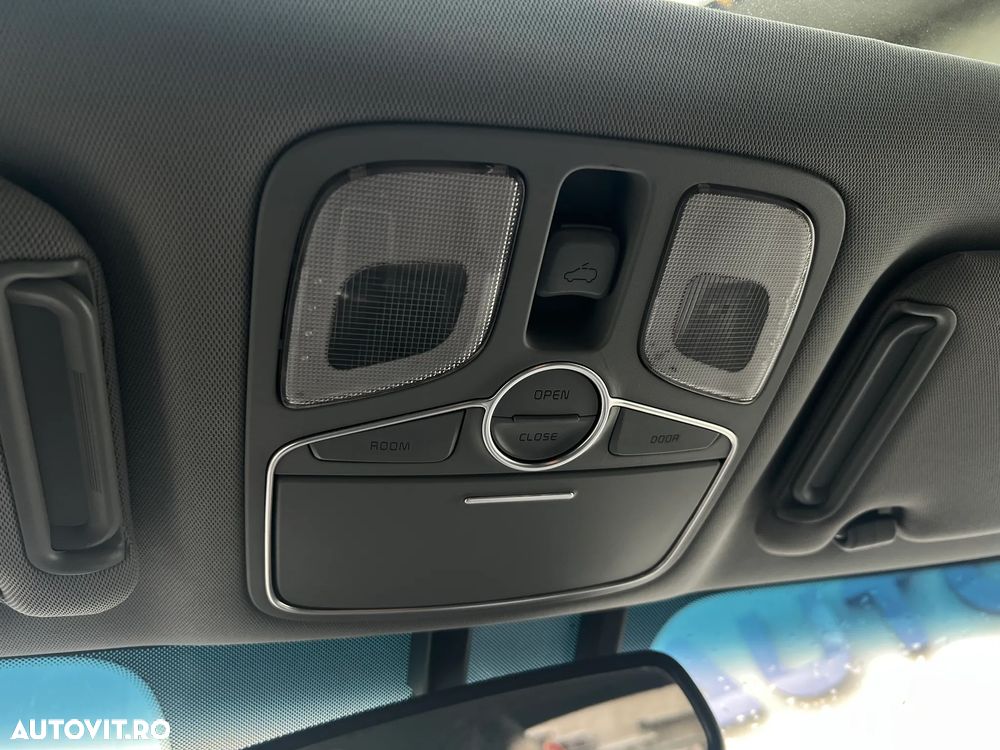 Kia Sorento 2.2 DSL 4x4 Aut. Classic - 23