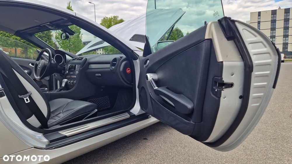 Mercedes-Benz SLK - 28