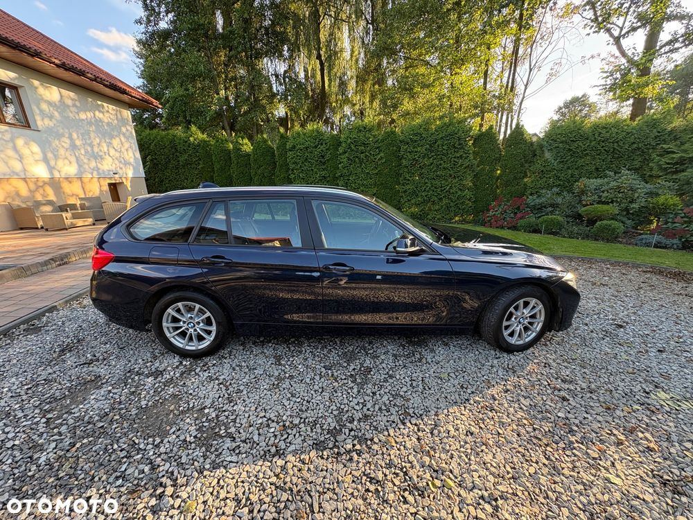 BMW Seria 3 - 12