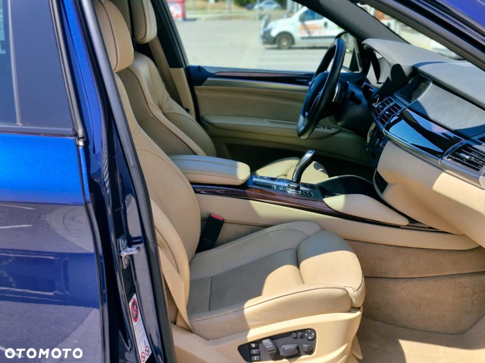 BMW X6 - 18