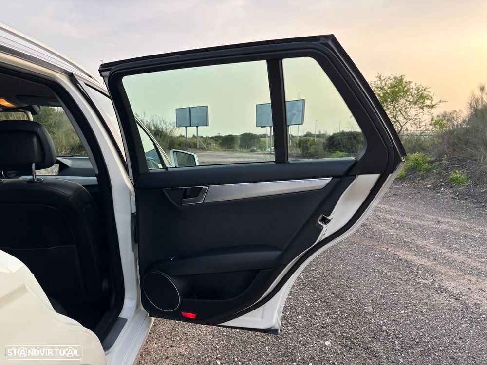 Mercedes-Benz C 180 CDi Avantgarde BlueEfficiency - 28