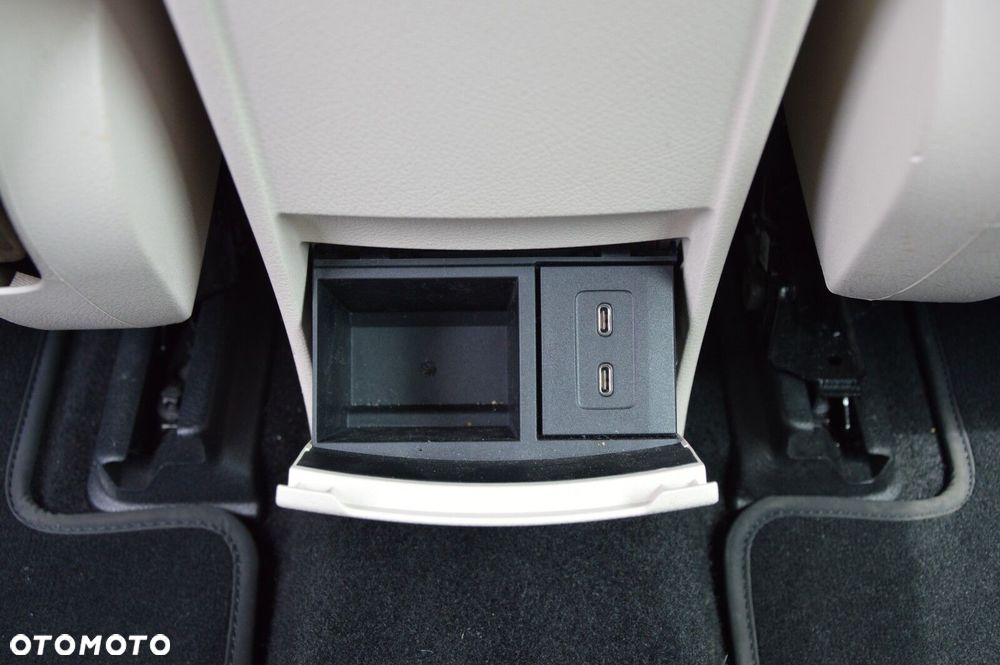 Mercedes-Benz EQB - 20