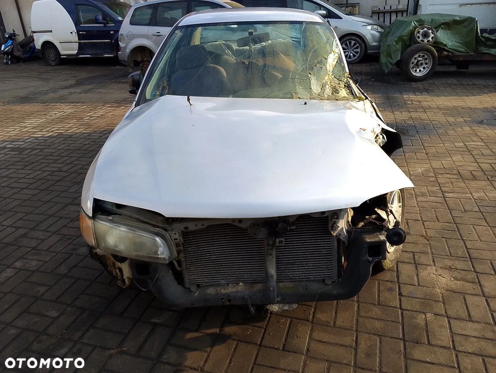 Mitsubishi Mirage CK2A Po Lift (99-03r.) 1.5 B 110KM. Silnik 4G15 Skrzynia F5M41 lakier A69 / A69A. Cały na części. GWARANCJA !!! Przód Tył Zestaw Komplet Drzwi Klapa Zderzak Błotnik Maska Grill Atrapa Szyba Pas Lampa Lusterko Boczki Fotel Kanapa Kokpit Deska Rozdzielcza Przełącznik Włącznik Sterownik Przewody Wiązka Instalacja Moduł Komputer Czujnik Listwa Pompa Alternator Wtryski Głowica Rozrusznik Kompresor Sprzęgło Dwumas Silnik Skrzynia ABS Klimatyzacji Paliwa Wspomagania Kolektor Turbina Przepustnica Zawór Chłodnica Koło Hak Belka Sanki Zawieszenie Mcpherson Półoś Amortyzator Wydech Tłumik Zacisk Most - 2