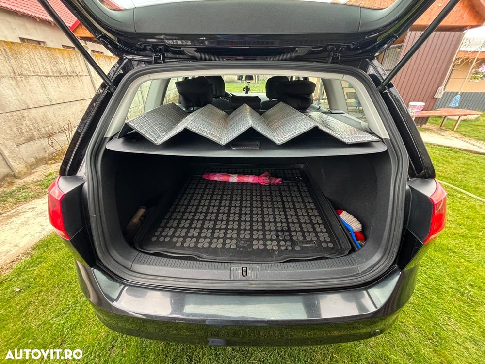 Volkswagen Golf 1.6 TDI BlueMotion Technology Comfortline - 10