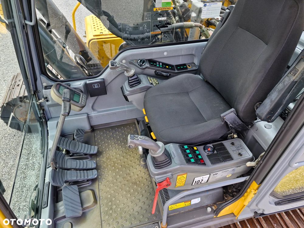 Volvo EC 210 BLC - 8