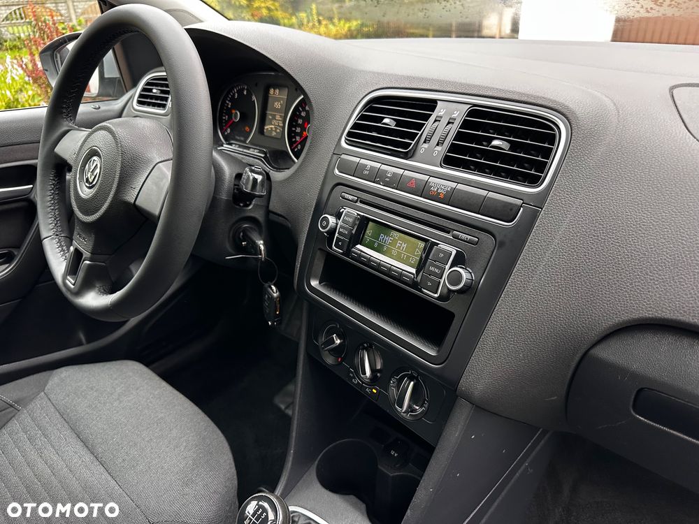 Volkswagen Polo - 34