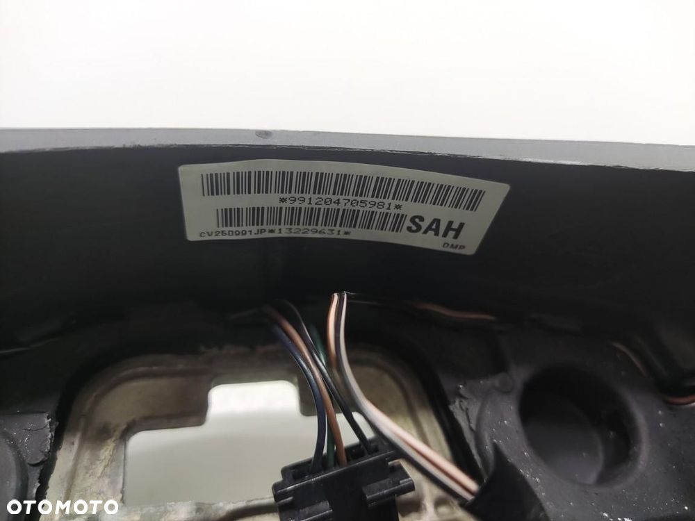 KIEROWNICA MULTIFUNKCJA STEROWNIE OPEL CORSA D 2011-2014 LIFT 13229631 - 13