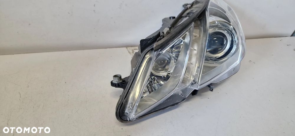 Lampa przód lewa Mercedes E Coupe w207 207 Xenon - 3