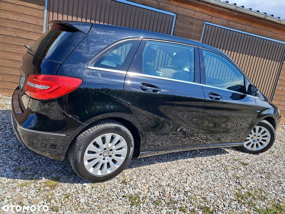 Mercedes-Benz Klasa B 180 (BlueEFFICIENCY) - 18