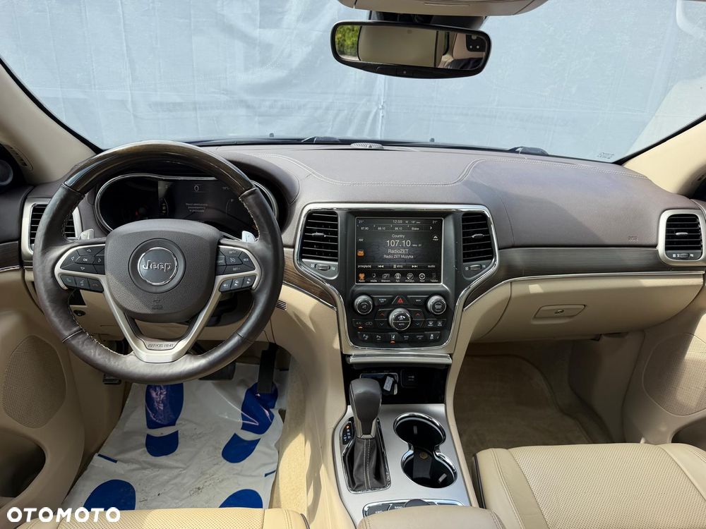 Jeep Grand Cherokee 5.7 V8 Overland - 23