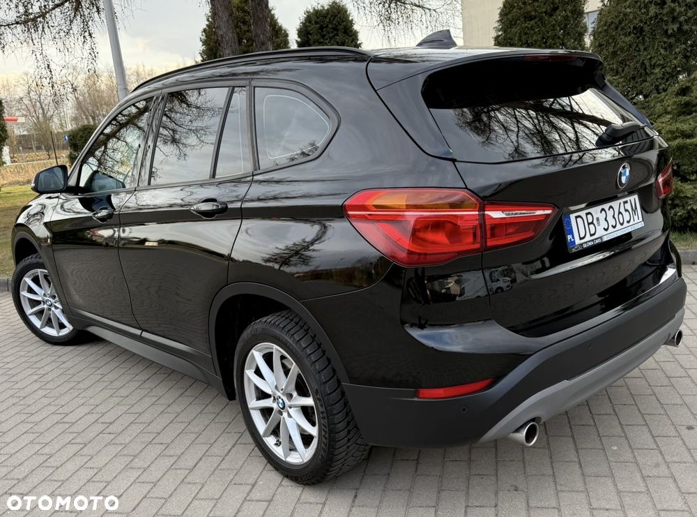 BMW X1 xDrive20d - 23