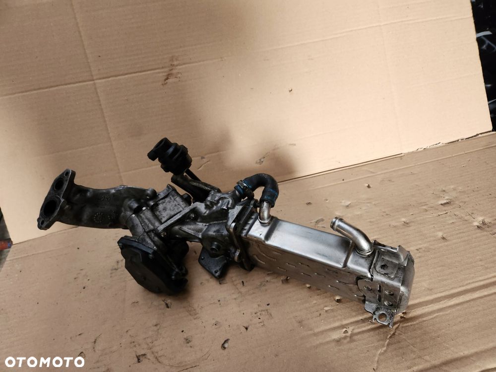 zawór egr chłodniczka a6511400660 mercedes 2.2 cdi - 2