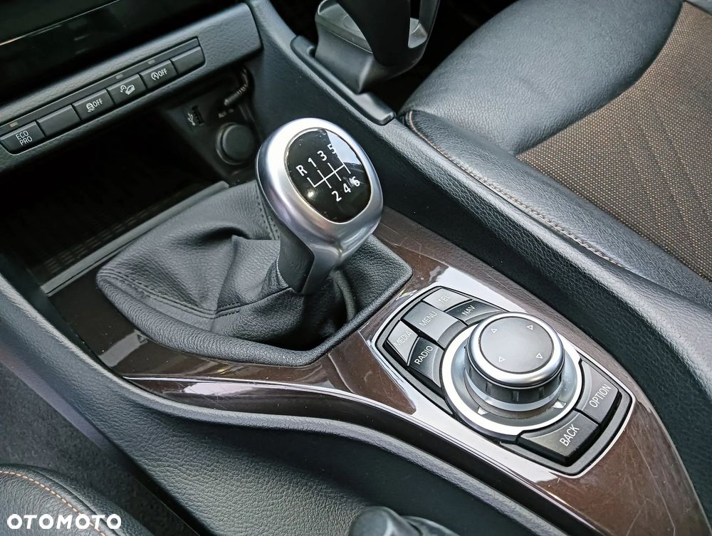 BMW X1 xDrive18d xLine - 15