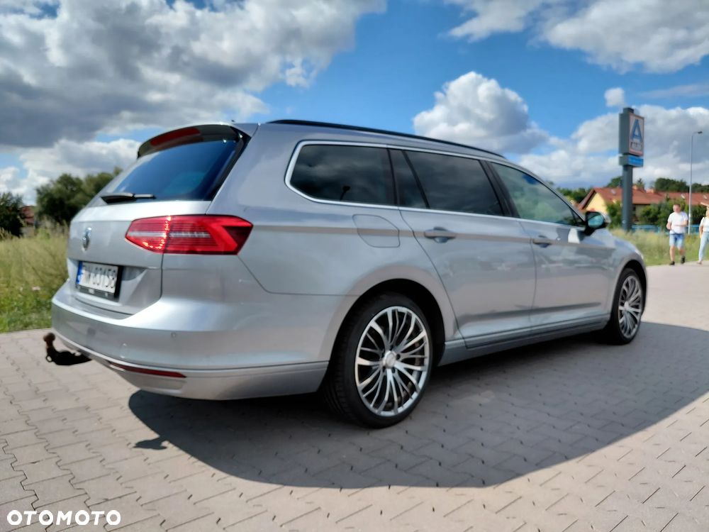 Volkswagen Passat Variant 2.0 TDI (BlueMotion Technology) Comfortline - 13