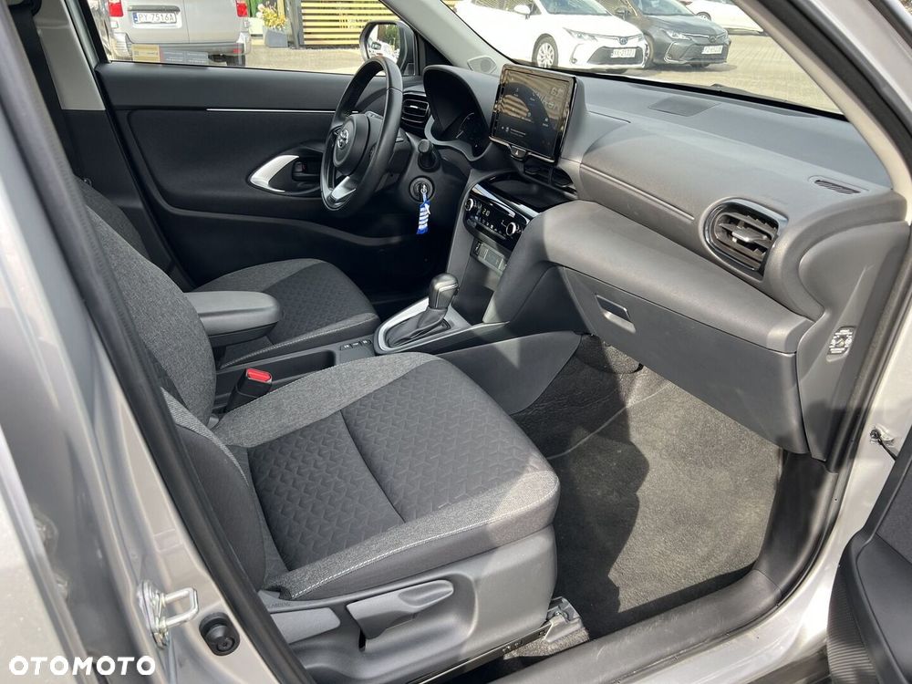 Toyota Yaris Cross Hybrid 1.5 Comfort - 15