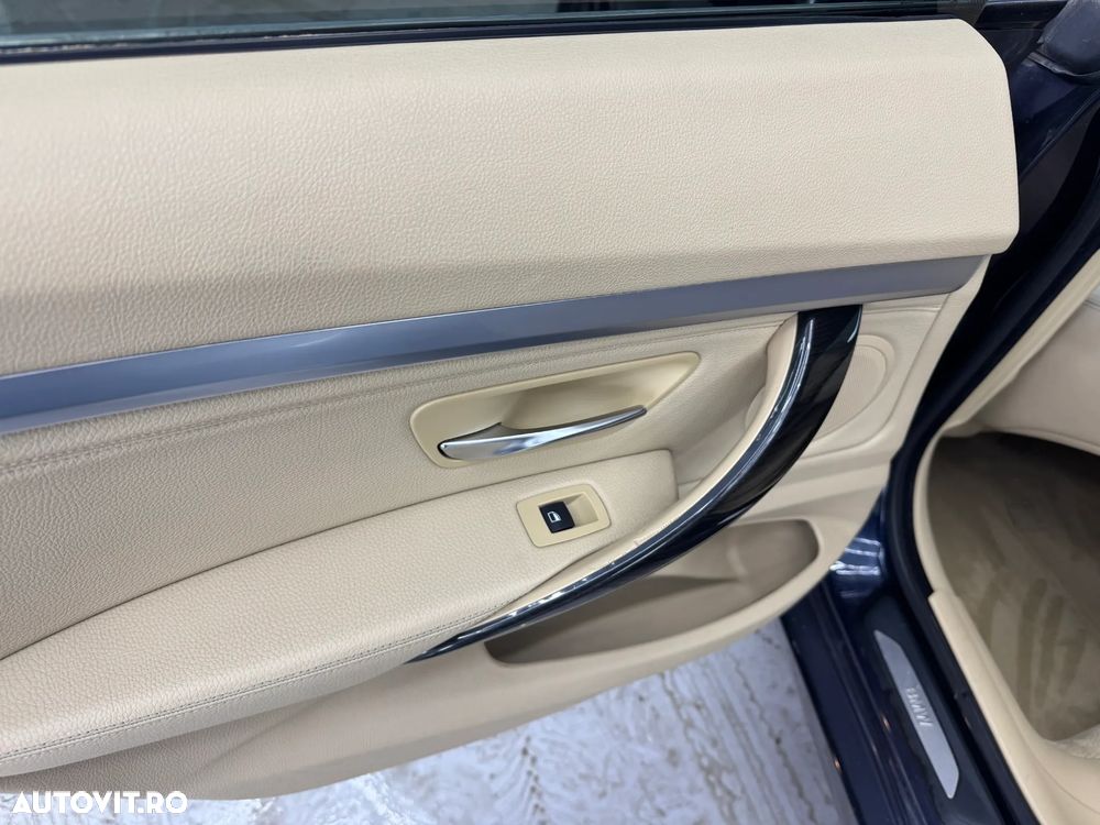 BMW Seria 3 320d Aut. Blue Performance Luxury Line - 17