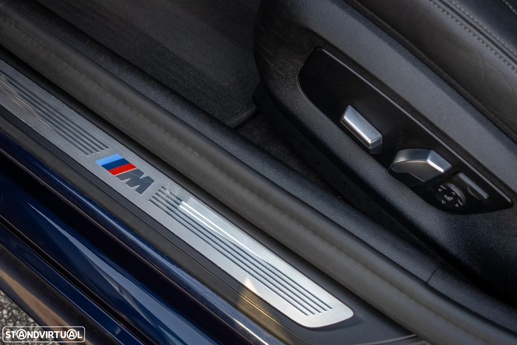 BMW 530 e Pack Desportivo M - 34