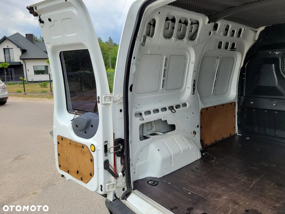 Ford Transit Connect - 12