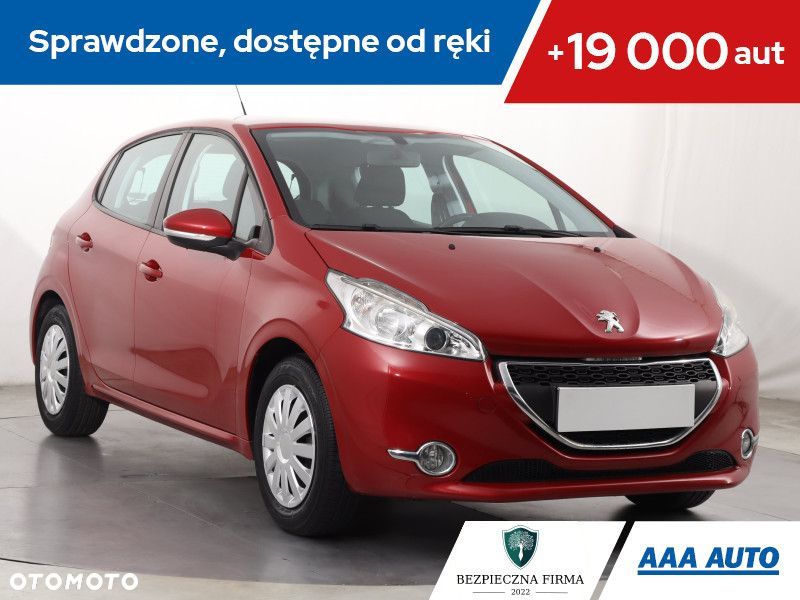 Peugeot 208 - 1