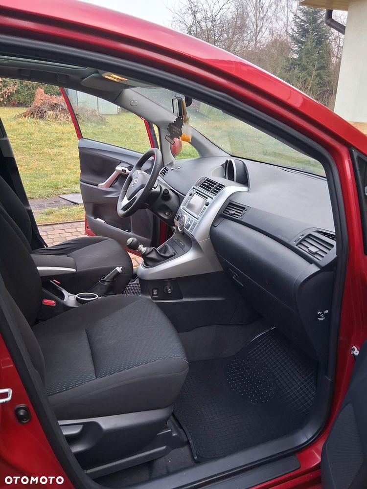 Toyota Verso 1.8 Premium - 15