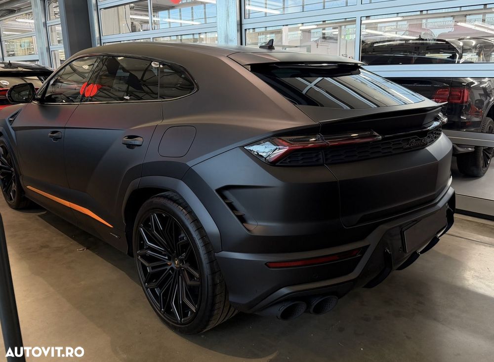 Lamborghini URUS - 2