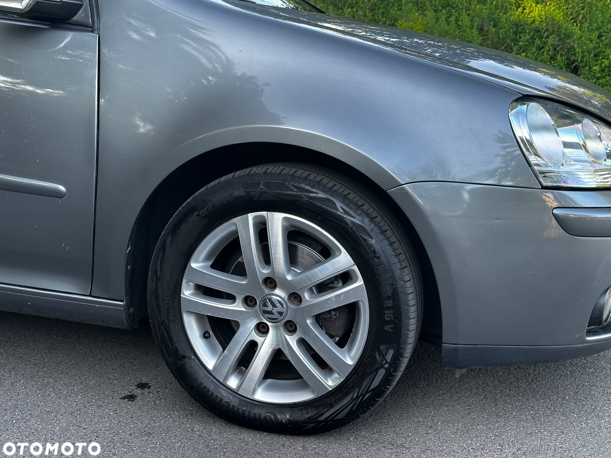 Volkswagen Golf V 1.9 TDI Trendline - 31