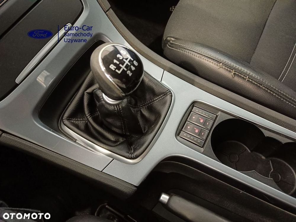 Ford Mondeo - 25