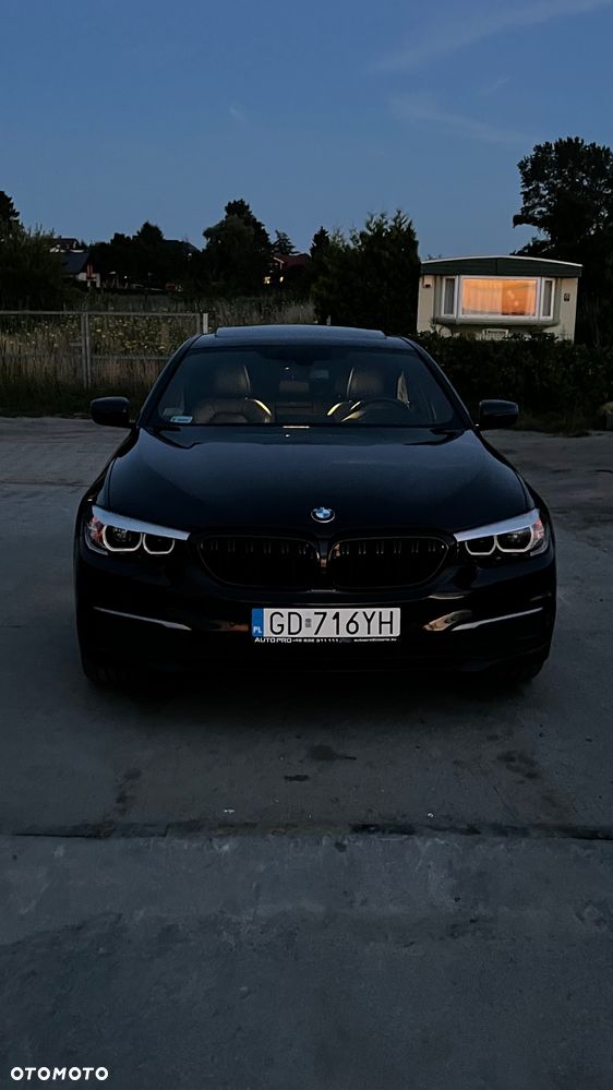 BMW Seria 5 530i xDrive Sport Line - 6