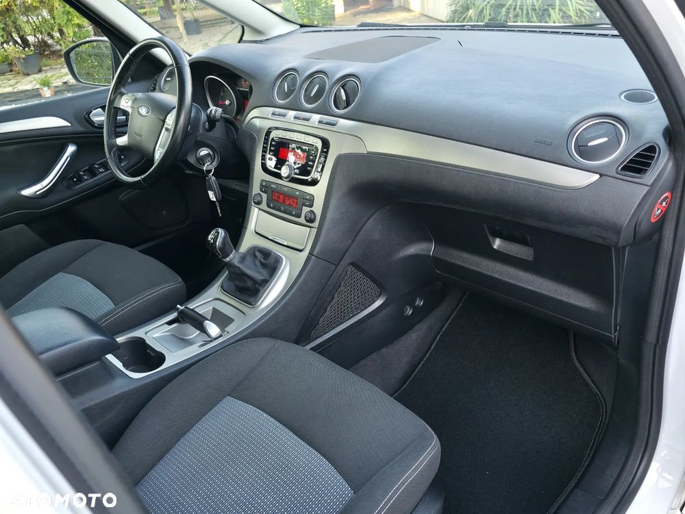 Ford Galaxy 2.0 Champions Edition - 7