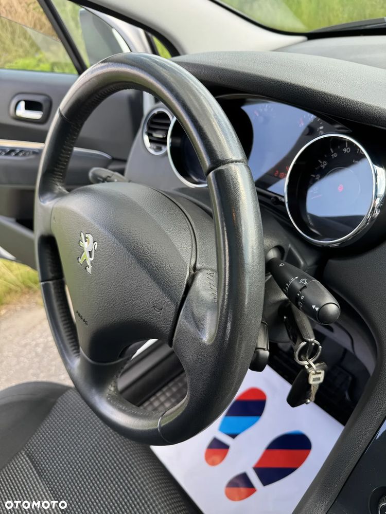 Peugeot 5008 2.0 HDi Allure - 25