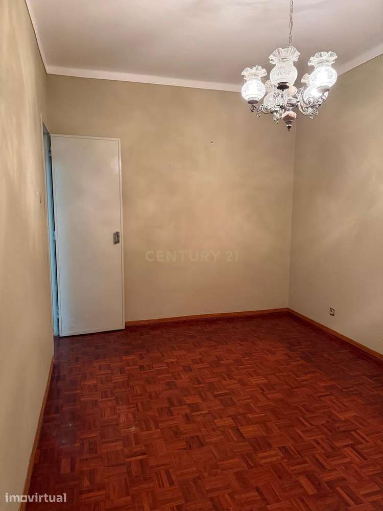 Apartamento de 3 assoalhadas no centro da cidade - Montijo - Grande imagem: 2/13